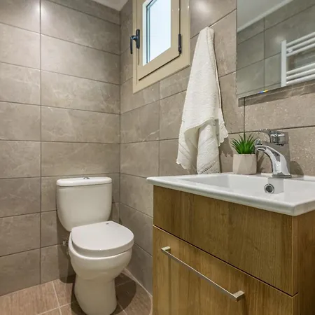 Apartment Center